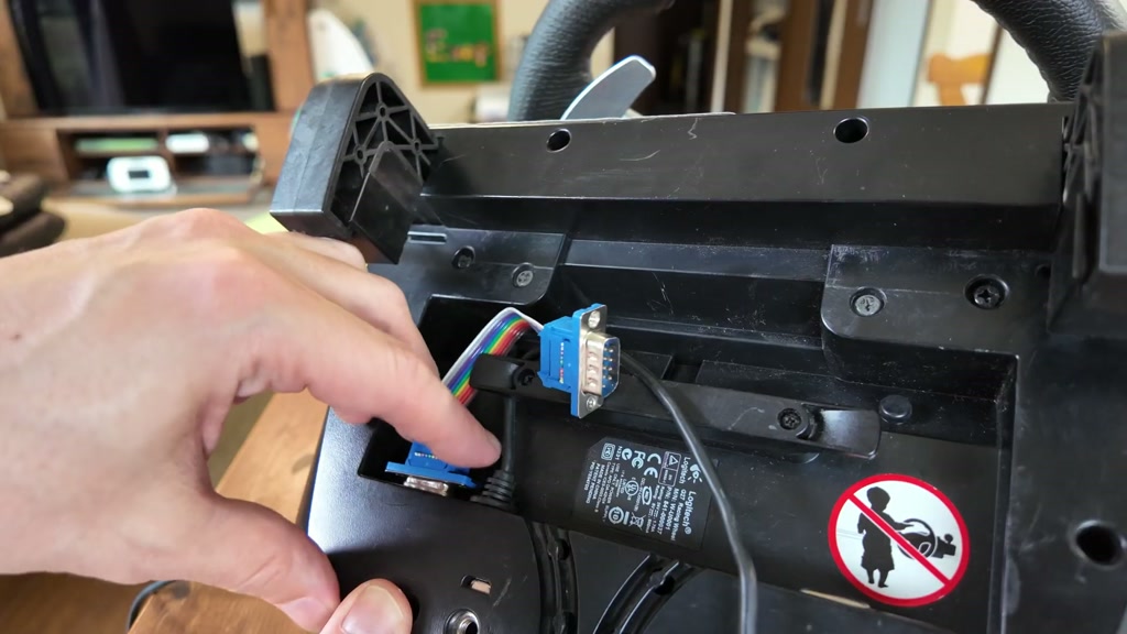 DB9 adapter connected between a Logitech G27 wheel and G25 shifter